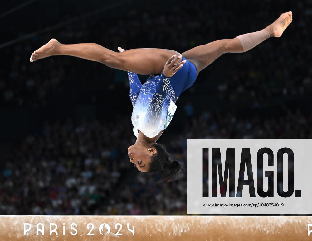 KW32 (240805) -- PARIS, Aug. 5, 2024 -- Simone Biles of the United States competes during the women s balance beam final of artistic gymnastics at the Paris 2024 Olympic Games, Olympische Spiele, Olympia, OS in Paris, France, Aug. 5, 2024. ) (PARIS2024) FRANCE-PARIS-OLY-ARTISTIC GYMNASTICS ChengxMin