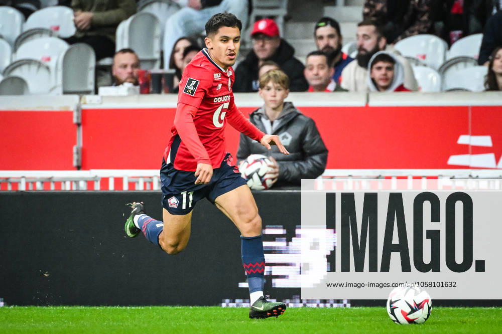 Villeneuve-D ascq, France, France: Osame SAHRAOUI of Lille during the Ligue 1 match between Lille OSC (LOSC) and Toulouse FC at Pierre Mauroy Stadium on October 05, 2024 in Villeneuve-d Ascq near Lille, France. Villeneuve-D ascq France - ZUMAm308 20241005_zsp_m308_031