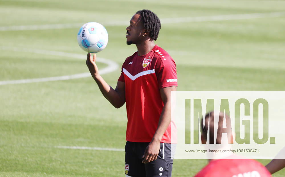 VfB Stuttgart Training Deutschland, Stuttgart, 29.04.2025, Fussball, Bundesliga, VfB Stuttgart Training: Dan Axel Zagadou.