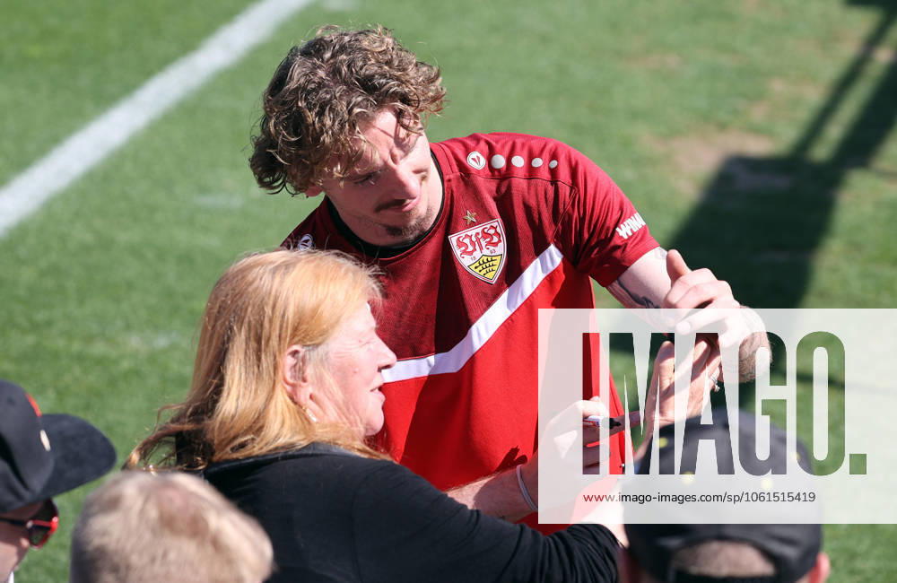 VfB Stuttgart Training Deutschland, Stuttgart, 29.04.2025, Fussball, Bundesliga, VfB Stuttgart Training: Nick Woltemade.