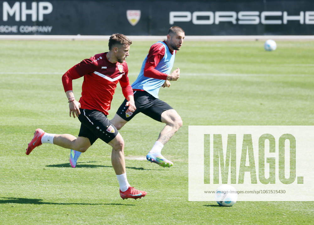 VfB Stuttgart Training Deutschland, Stuttgart, 29.04.2025, Fussball, Bundesliga, VfB Stuttgart Training: v.l. Ermedin Demirovic, Jeff Chabot.
