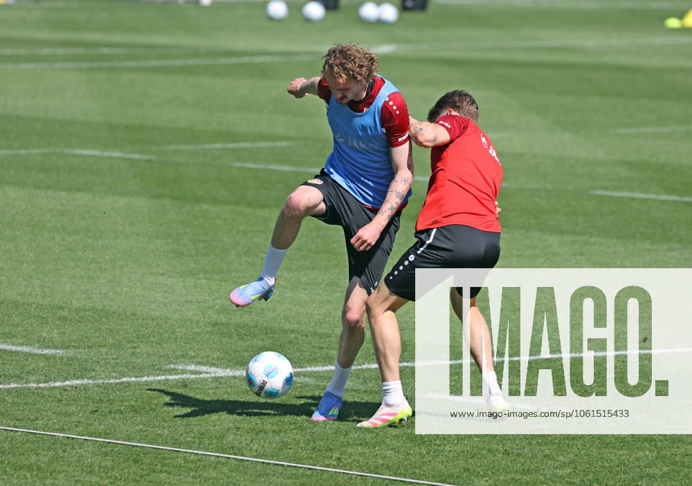 VfB Stuttgart Training Deutschland, Stuttgart, 29.04.2025, Fussball, Bundesliga, VfB Stuttgart Training: v.l. Nick Woltemade, Ramon Hendriks.