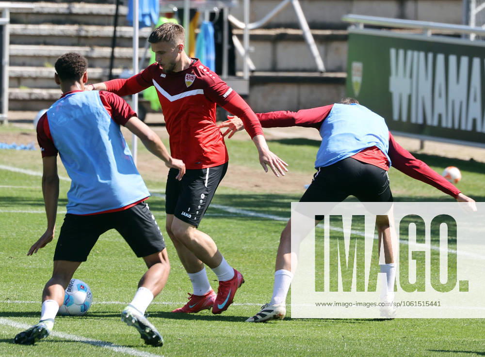 VfB Stuttgart Training Deutschland, Stuttgart, 29.04.2025, Fussball, Bundesliga, VfB Stuttgart Training: Ermedin Demirovic.