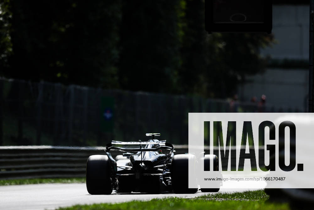 F1 - ITALIAN GRAND PRIX 2025 12 KIMI ANTONELLI Andrea (ita), Mercedes AMG F1 Team W16, action during the 2025 Formula 1 Pirelli Grand Premio dItalia, 2025 Italian Grand Prix, 16th round of the 2025 FIA Formula One World Championship, WM, Weltmeisterschaft from September 5 to 7, 2025 on the Autodromo Nazionale Monza, in Monza, Italy - MonzaItaly