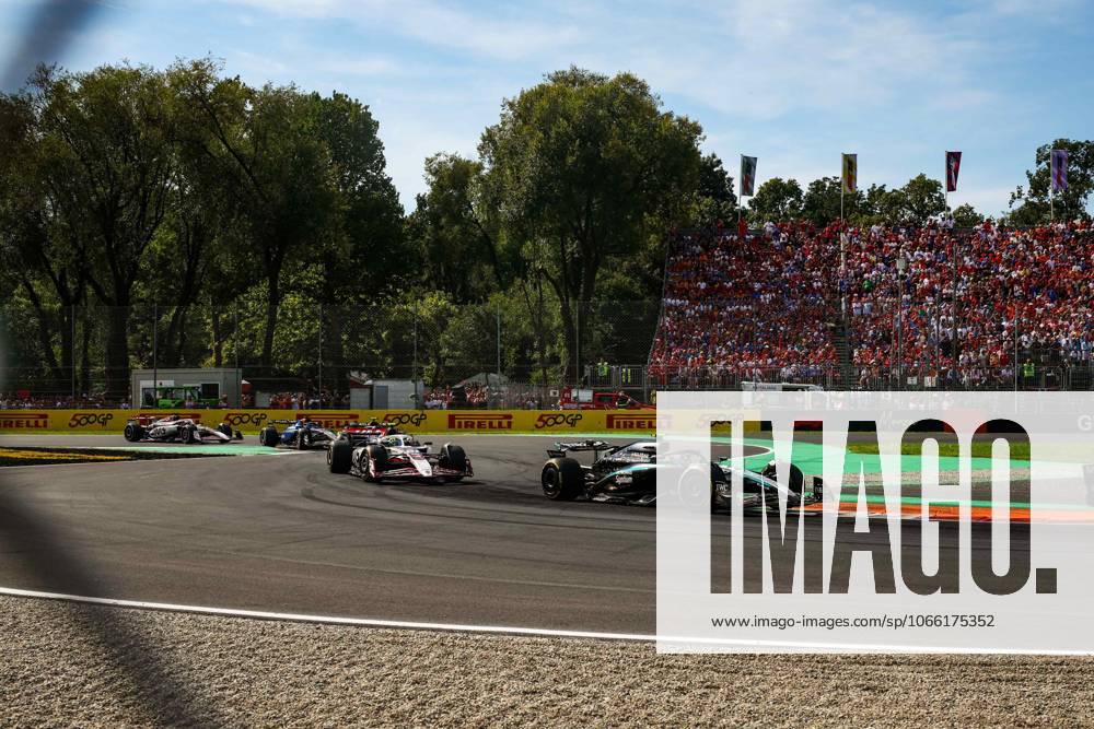 F1 - ITALIAN GRAND PRIX 2025 12 KIMI ANTONELLI Andrea (ita), Mercedes AMG F1 Team W16, action during the 2025 Formula 1 Pirelli Grand Premio dItalia, 2025 Italian Grand Prix, 16th round of the 2025 FIA Formula One World Championship, WM, Weltmeisterschaft from September 5 to 7, 2025 on the Autodromo Nazionale Monza, in Monza, Italy - MonzaItaly