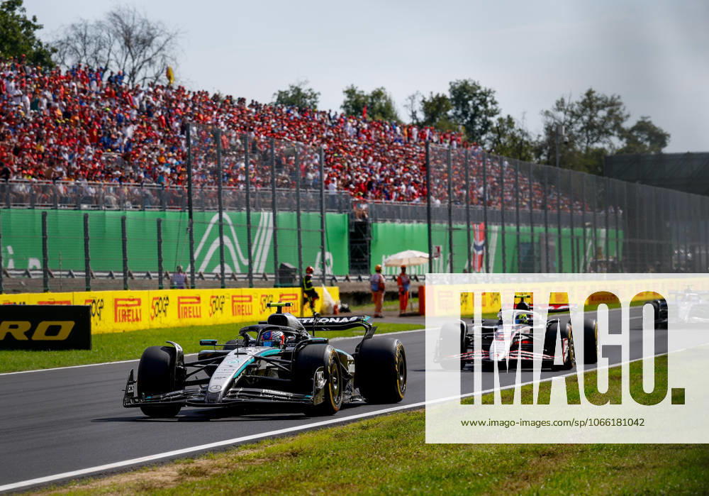 F1 - ITALIAN GRAND PRIX 2025 12 KIMI ANTONELLI Andrea (ita), Mercedes AMG F1 Team W16, action 87 BEARMAN Ollie Oliver (gbr), Haas F1 Team VF-25 Ferrari, action during the 2025 Formula 1 Pirelli Grand Premio dItalia, 2025 Italian Grand Prix, 16th round of the 2025 FIA Formula One World Championship, WM, Weltmeisterschaft from September 5 to 7, 2025 on the Autodromo Nazionale Monza, in Monza, Italy - MonzaItaly
