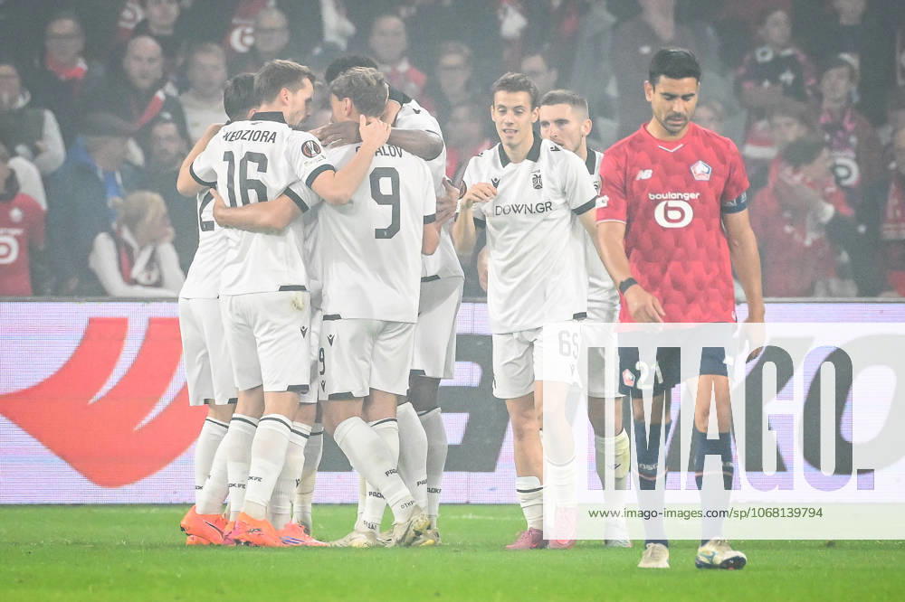 Villeneuve-D ascq, France, France: Soualiho MEITE of PAOK celebrate his goal with teammates during the UEFA Europa League, League Phase MD3 match between Lille OSC (LOSC) and PAOK FC at Pierre Mauroy Stadium on October 23, 2025 in Villeneuve-d Ascq near Lille, France. Villeneuve-D ascq France - ZUMAm308 20251023_zsp_m308_003
