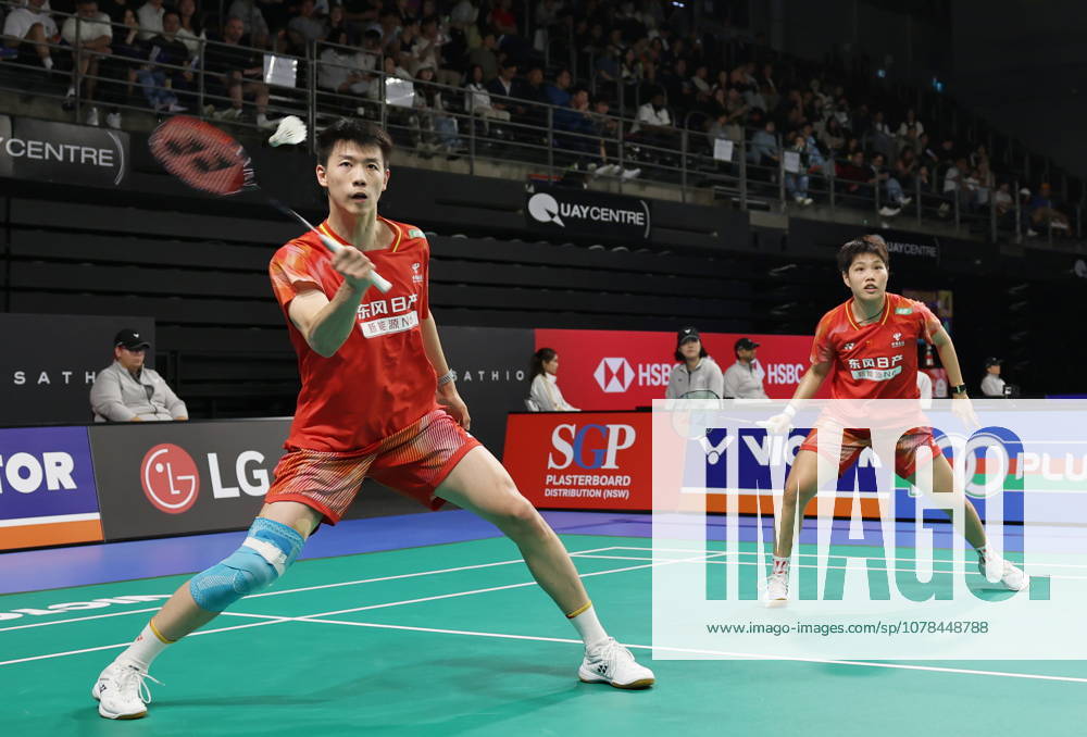 (260613) -- SYDNEY, June 13, 2026 -- Feng Yanzhe (L) Huang Dongping compete during the mixed doubles semifinal match between Feng Yanzhe Huang Dongping of China and Presley Smith Jennie Gai of the United States at the Australian Badminton Open 2026 in Sydney, Australia, June 13, 2026. ) (SP)AUSTRALIA-SYDNEY-BADMINTON-AUSTRALIAN OPEN-MIXED DOUBLES-SEMIFINALS GongxBing