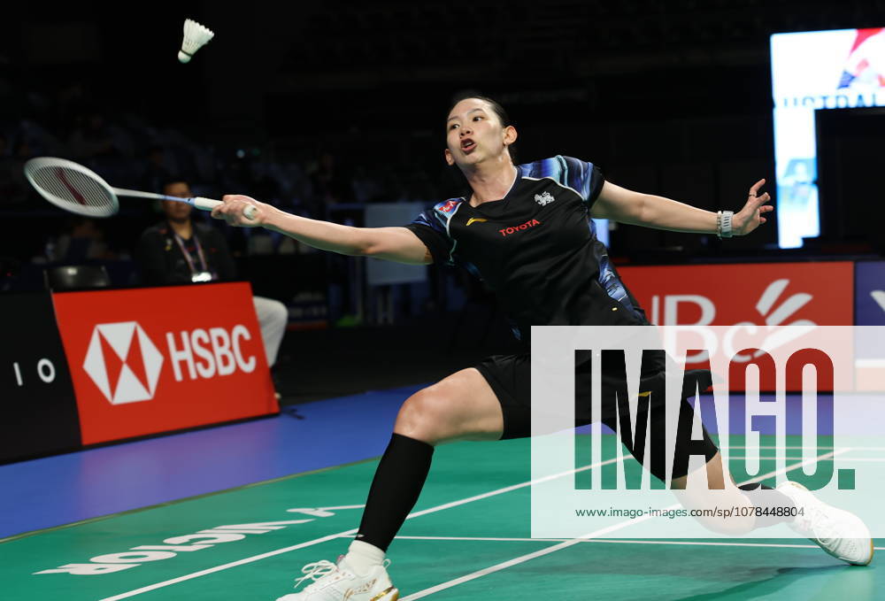 (260613) -- SYDNEY, June 13, 2026 -- Chochuwong Pornpawee hits a return during the women s singles semifinal match between Okuhara Nozomi of Japan and Pornpawee Chochuwong of Thailand at the Australian Badminton Open 2026 in Sydney, Australia, June 13, 2026. ) (SP)AUSTRALIA-SYDNEY-BADMINTON-AUSTRALIAN OPEN-WOMEN S SINGLES GongxBing