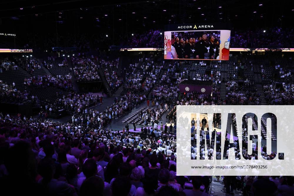 Sumo: Paris tournament Sumo wrestlers attend the opening ceremony of a two-day sumo tournament at Accor Arena in Paris on June 13, 2026. A14AA0005618589P