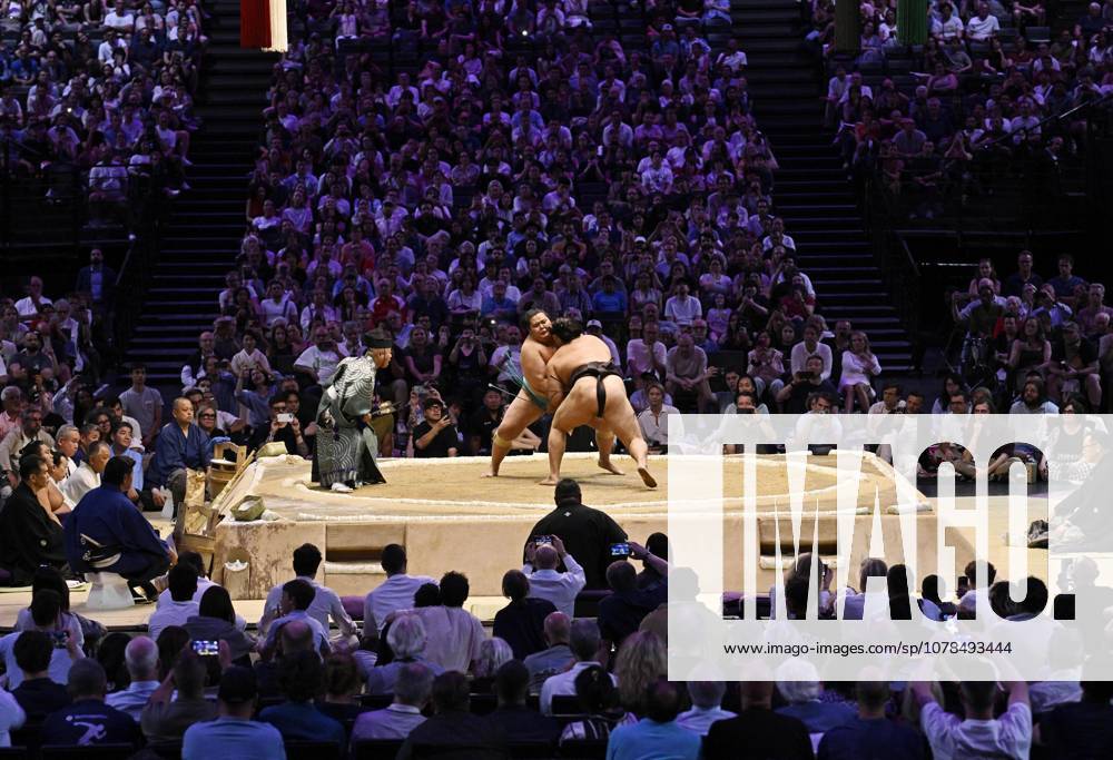 Sumo: Paris tournament A two-day sumo tournament opens at Accor Arena in Paris on June 13, 2026. A14AA0005618709P