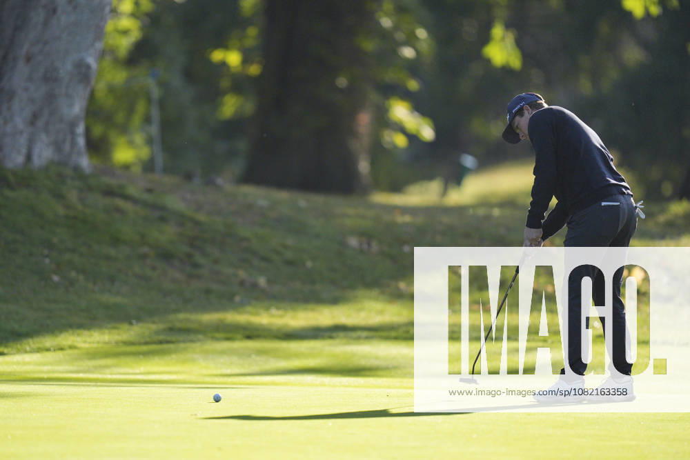 SUTTON COLDFIELD, ENGLAND - AUG 30: Daniel Hillier (NZL) putts on the tenth green during the delayed Round 3 at the 2026 Husqvarna British Masters at The Belfry, Sutton Coalfield on August 30, 2026 in Warwickshire, England The 2026 Husqvarna British Masters