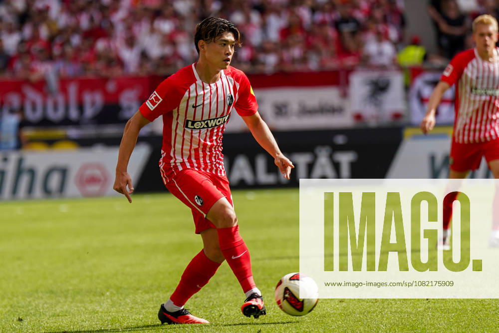 Deutschland: Fussball Bundesliga Saison 2026 - 2027, 1. Spieltag - SC Freiburg vs Werder Bremen - Europa Park Stadion (Freiburg): Yuito Suzuki (SC Freiburg, 14)