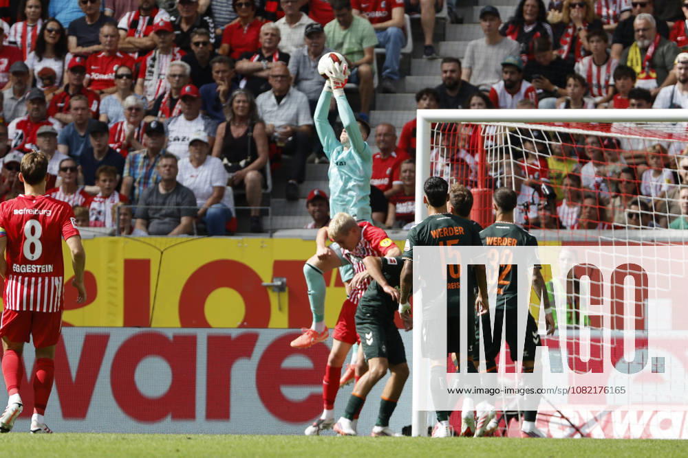 Karl Hein (SV Werder Bremen, 01) , Deutschland, Fussball, 1. Bundesliga, 1.Spieltag, 2026 2027, SC Freiburg vs. SV Werder Bremen, 30.08.2026, Freiburg im Breisgau Europa-Park Stadion Deutschland
