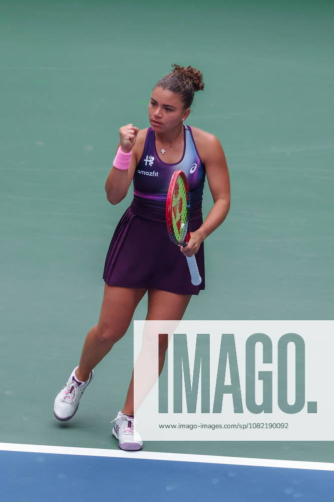 US Open tennis tournament - Day 1 Jasmine Paolini of Italy reacts against Veronika Erjavec of Slovenia during the Womens Singles round one of the US Open Tennis Championships at the USTA Billie Jean King National Tennis Center in Flushing Meadows, New York, USA, 30 August 2026. The 2026 US Open tournament runs from 23 August through 13 September. FLUSHING MEADOWS NEW YORK United States