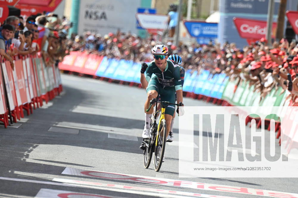 Vuelta A Espana; Tappa 13 Almunecar - Loja; 2026, Visma - Lease A Bike; Van Aert, Wout; Loja;