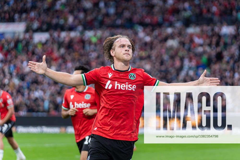 Hannover, Deutschland 04. September 2026: 2. BL - 2026 2027 - Sp. 4 - Hannover 96 gegen Karlsruher SC Im Bild: Lars Gindorf (H96) jubelt nach seinem Tor zum 1:0 DFL DFB regulations prohibit any use of photographs as image sequences and or quasi-video Heinz von Heiden Arena Niedersachsen