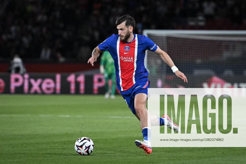 PARIS, FRANCE - SEPTEMBER 4, 2026: Paris Saint-GermainÃ¢â‚¬â ¢s forward Khvicha Kvaratskhelia controls the ball during the French L1 football match between Paris Saint-Germain and AS Monaco at the Parc des Princes stadium in Paris on September 4, 2026. Paris France - ZUMAq101 20260904_zna_q101_257