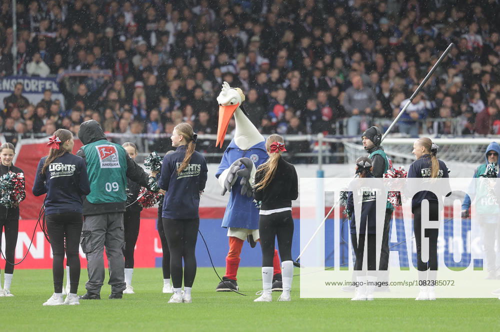 Maskottchen Stolle Fussball, Herren, Saison 2026 2027, 2.BL, Holstein Stadion, Holstein Kiel gegen 1.FC Nuernberg DFL REGULATIONS PROHIBIT ANY USE OF PHOTOGRAPHS AS IMAGE SEQUENCES AND OR QUASI-VIDEO.