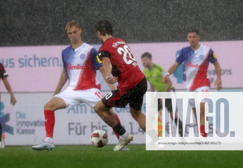 Duell zwischen Kasper Davidsen (Holstein Kiel) und Fynn Otto (1.FC Nuernberg) Fussball, Herren, Saison 2026 2027, 2.BL, Holstein Stadion, Holstein Kiel gegen 1.FC Nuernberg DFL REGULATIONS PROHIBIT ANY USE OF PHOTOGRAPHS AS IMAGE SEQUENCES AND OR QUASI-VIDEO.