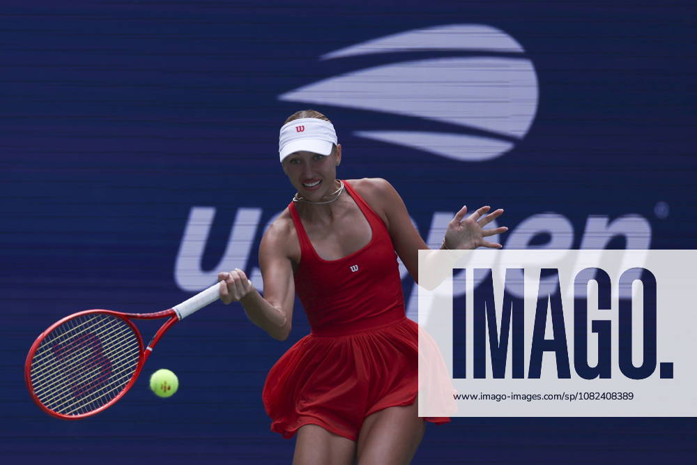 US Open tennis tournament - Day 7 Anastasia Potapova of Austria in action against Amanda Anisimova of the US during the Womens Singles round 3 of the US Open Tennis Championships at the USTA Billie Jean King National Tennis Center in Flushing Meadows, New York, USA, 05 September 2026. The 2026 US Open tournament runs from 23 August through 13 September. FLUSHING MEADOWS NEW YORK United States