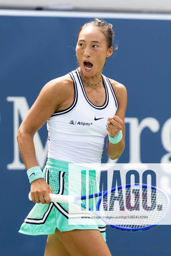 Qinwen Zheng (CHN) in action against Madison Keys (USA) during their Round 1 match at the US Open on September 5, 2026, held at the USTA Billie Jean King National Tennis Center in New York City. New York City USA - ZUMAc04_ 20260905_zma_c04_015