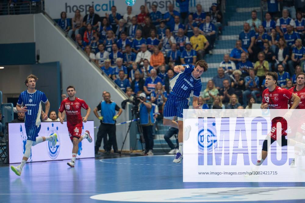 Miro Schluroff, Rueckraum, (VfL Gummersbach 15), VfL Gummersbach vs. MT Melsungen,, Opel Handball Bundesliga, Herren , 3. Spieltag, 05.09.2026 Gummersbach NRW Deutschland