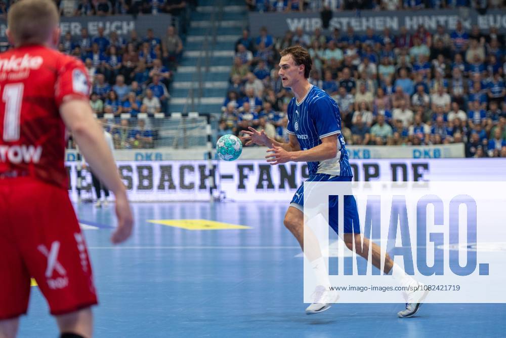 Miro Schluroff, Rueckraum, (VfL Gummersbach 15), VfL Gummersbach vs. MT Melsungen,, Opel Handball Bundesliga, Herren , 3. Spieltag, 05.09.2026 Gummersbach NRW Deutschland
