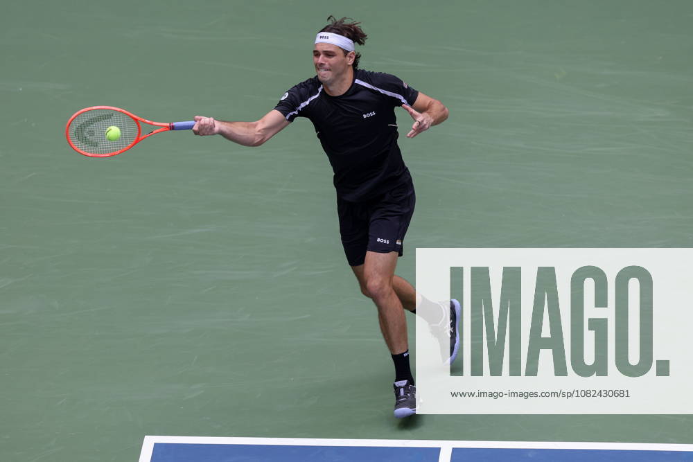 US Open tennis tournament - Day 7 Taylor Fritz of the US in action against Francisco Cerundolo of Argentina during the Mens Singles round 3 of the US Open Tennis Championships at the USTA Billie Jean King National Tennis Center in Flushing Meadows, New York, USA, 03 September 2026. The 2026 US Open tournament runs from 23 August through 13 September. FLUSHING MEADOWS NEW YORK United States