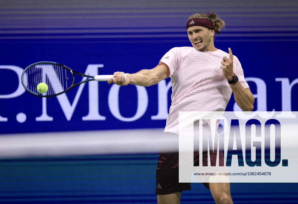 US Open tennis tournament - Day 7 Alexander Zverev of Germany in action against Alejandro Tabilo of Chile during the Men s Singles third round of the US Open Tennis Championships in Flushing Meadows, New York, USA, 05 September 2026. FLUSHING MEADOWS NEW YORK United States