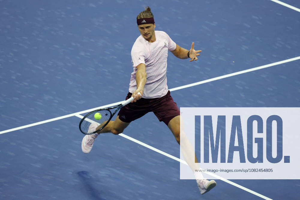 US Open tennis tournament - Day 7 Alexander Zverev of Germany in action against Alejandro Tabilo of Chile during the Mens Singles third round of the US Open Tennis Championships in Flushing Meadows, New York, USA, 05 September 2026. FLUSHING MEADOWS NEW YORK United States