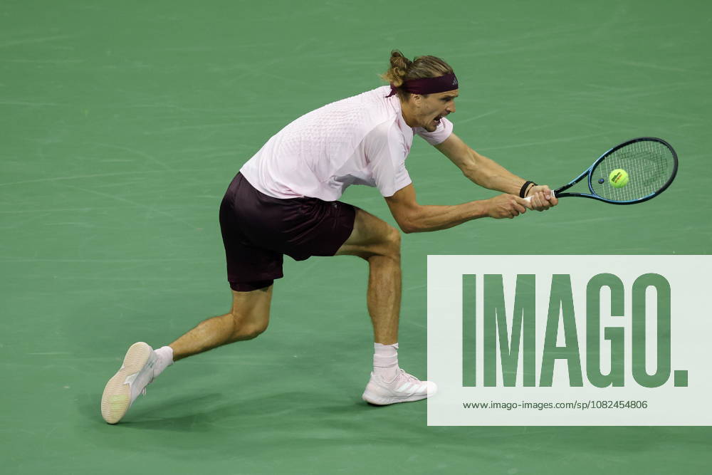 US Open tennis tournament - Day 7 Alexander Zverev of Germany in action against Alejandro Tabilo of Chile during the Mens Singles third round of the US Open Tennis Championships in Flushing Meadows, New York, USA, 05 September 2026. FLUSHING MEADOWS NEW YORK United States