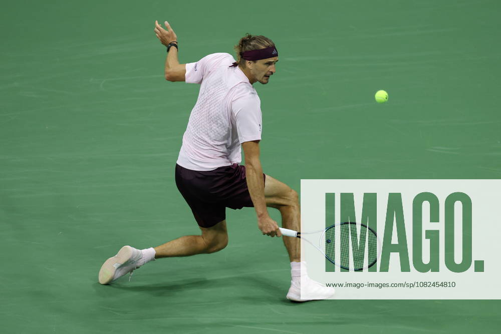 US Open tennis tournament - Day 7 Alexander Zverev of Germany in action against Alejandro Tabilo of Chile during the Mens Singles third round of the US Open Tennis Championships in Flushing Meadows, New York, USA, 05 September 2026. FLUSHING MEADOWS NEW YORK United States