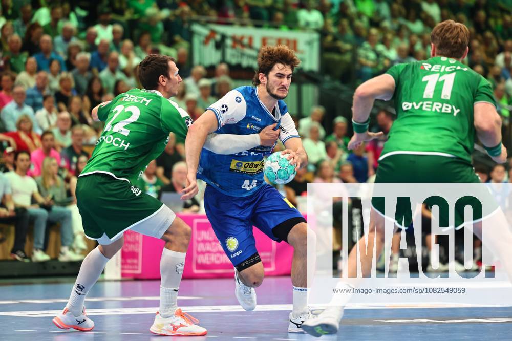 Stephan Seitz (ThSV Eisenach) im Zweikampf mit Jona Schoch (HSG Wetzlar, links) GER, HSG Wetzlar vs ThSV Eisenach, Handball, Opel Handball-Bundesliga, 3. Spieltag, Spielzeit 2026 2027, 07.09.2026 GER, HSG Wetzlar vs ThSV Eisenach, Handball, Opel Handball-Bundesliga, 3. Spieltag, Spielzeit 2026 2027, 07.09.2026 Wetzlar
