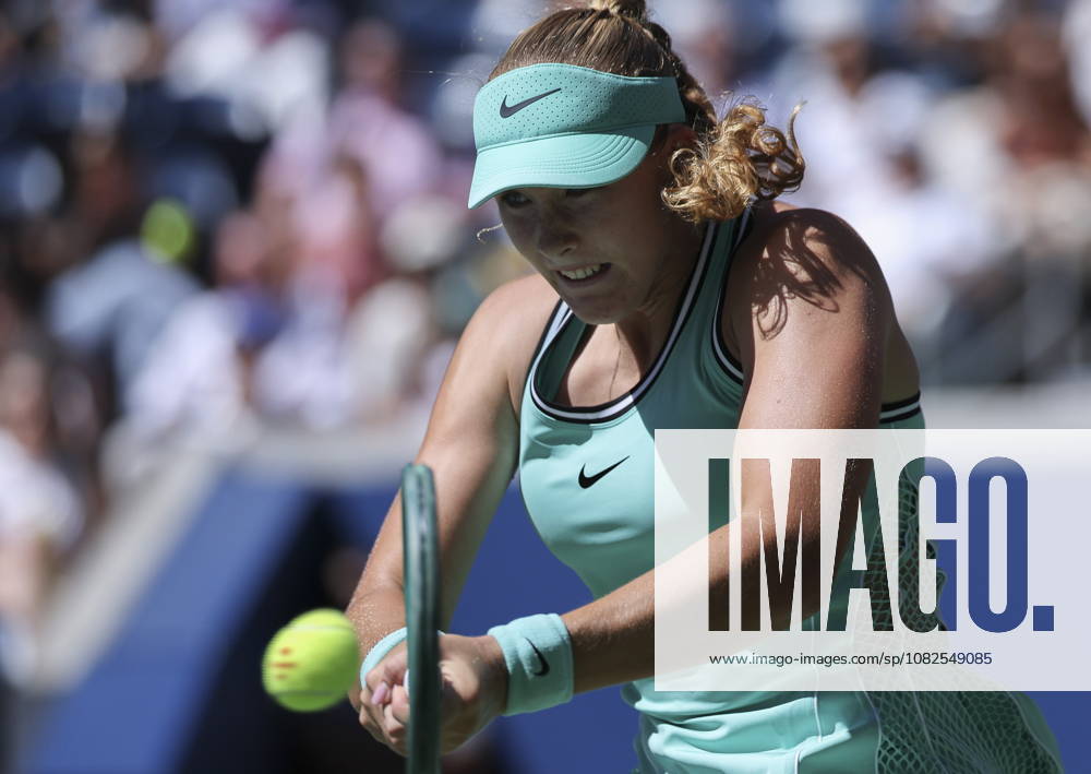 US Open tennis tournament - Day 9 Mirra Andreeva of Russia in action against Anastasia Potapova of Austria during the Women s Singles round 4 of the US Open Tennis Championships at the USTA Billie Jean King National Tennis Center in Flushing Meadows, New York, USA, 07 September 2026. The 2026 US Open tournament runs from 23 August through 13 September. FLUSHING MEADOWS NEW YORK United States