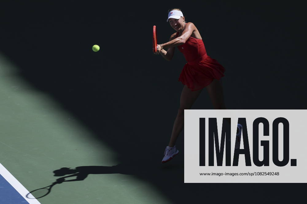 US Open tennis tournament - Day 9 Anastasia Potapova of Austria in action against Mirra Andreeva of Russia during the Women s Singles round 4 of the US Open Tennis Championships at the USTA Billie Jean King National Tennis Center in Flushing Meadows, New York, USA, 07 September 2026. The 2026 US Open tournament runs from 23 August through 13 September. FLUSHING MEADOWS NEW YORK United States