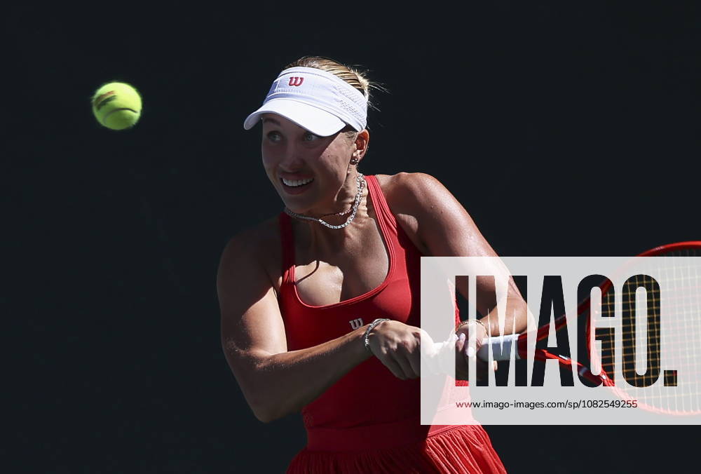 US Open tennis tournament - Day 9 Anastasia Potapova of Austria in action against Mirra Andreeva of Russia during the Women s Singles round 4 of the US Open Tennis Championships at the USTA Billie Jean King National Tennis Center in Flushing Meadows, New York, USA, 07 September 2026. The 2026 US Open tournament runs from 23 August through 13 September. FLUSHING MEADOWS NEW YORK United States