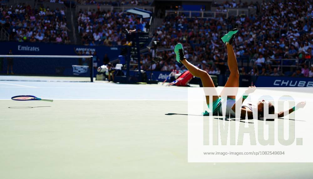 Qinwen Zheng celebrates her win over Iga Swiatek 2026 US Open, Day Nine, USTA Billie Jean King National Tennis Center, New York, USA - 07 Sep 2026New York USTA Billie Jean King National T New York (NY) United States of America