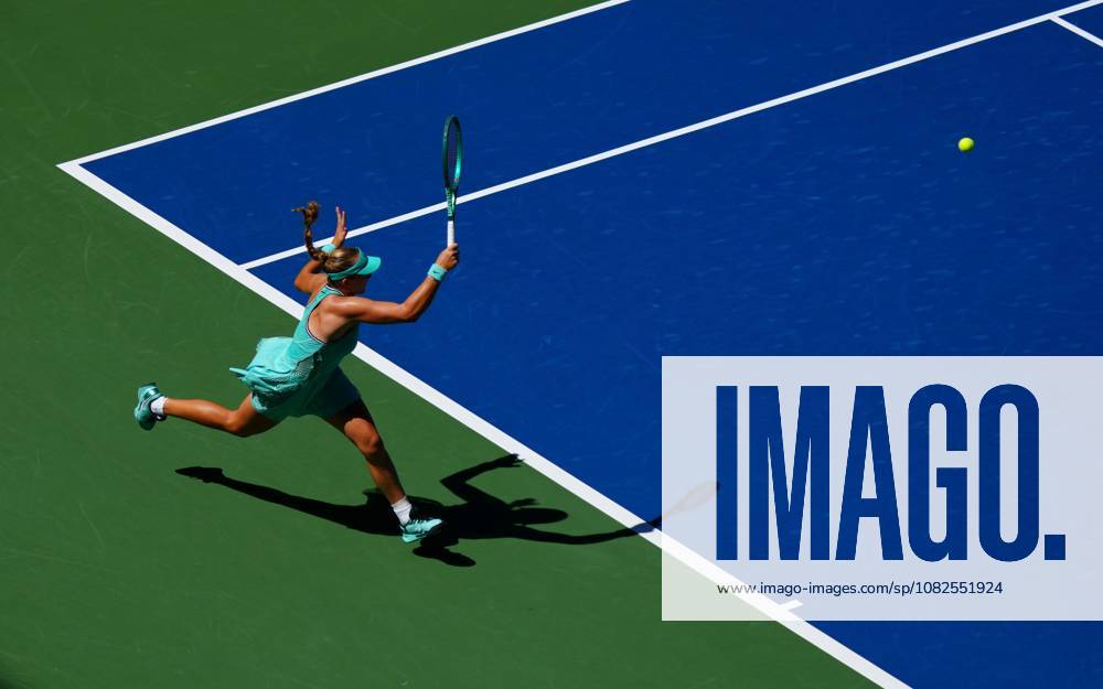 Mirra Andreeva in fourth round action 2026 US Open, Day Nine, USTA Billie Jean King National Tennis Center, New York, USA - 07 Sep 2026New York USTA Billie Jean King National T New York (NY) United States of America