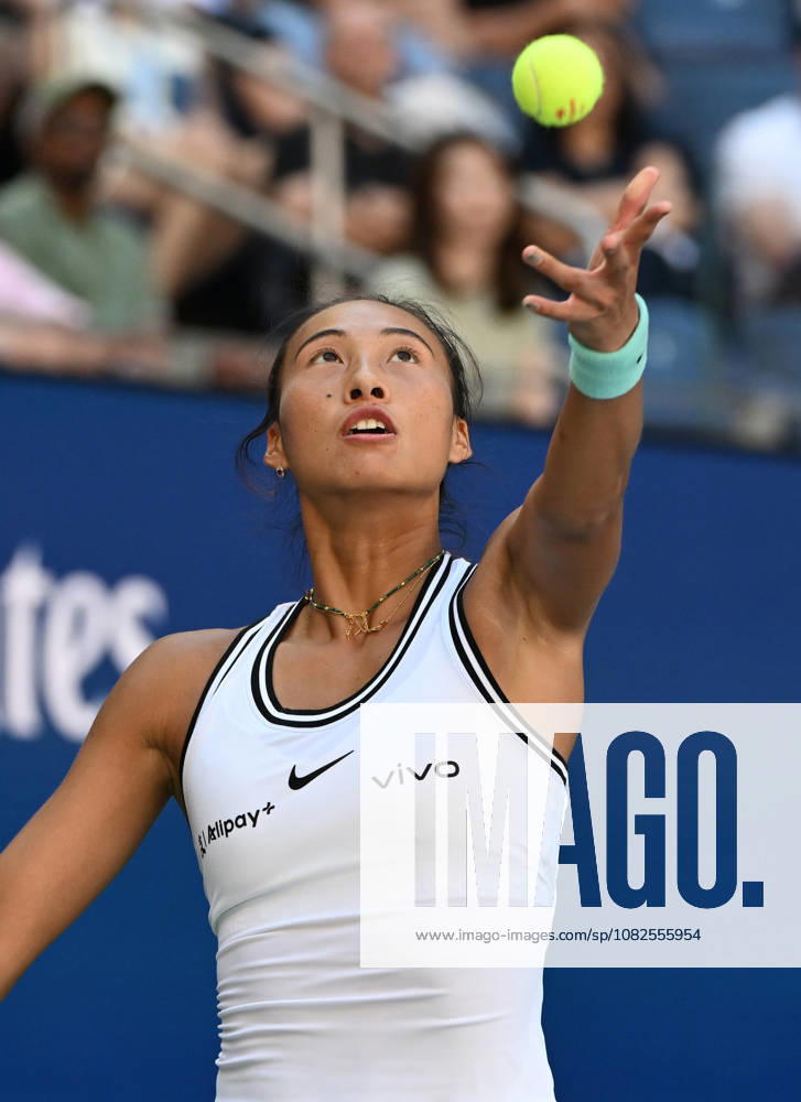 FLUSHING NY- SEPTEMBER 07: Qinwen Zheng Vs Iga SwiÄÖtek during on Arthur Ashe on Stadium Day 14 of the 2026 US Openat the USTA Billie Jean King National Tennis Center on September 7, 2026 in Flushing Queens.