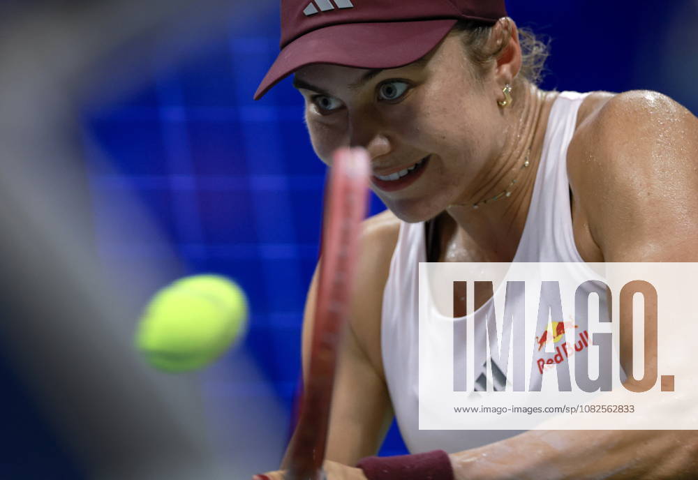 US Open tennis tournament - Day 9 Iva Jovic of the USA in action against Coco Gauff of the USA during their women s singles fourth round match at the US Open Tennis Championships at the USTA Billie Jean King National Tennis Center in Flushing Meadows, New York, USA, 07 September 2026. The 2026 US Open tournament runs from 23 August through 13 September. FLUSHING MEADOWS NEW YORK United States
