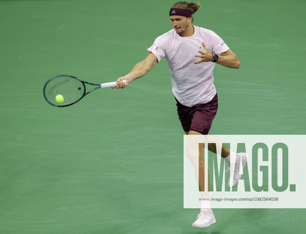 US Open tennis tournament - Day 9 Alexander Zverev of Germany in action against Luciano Darderi of Italy during their Mens Singles round 4 match of the US Open Tennis Championships at the USTA Billie Jean King National Tennis Center in Flushing Meadows, New York, USA, 07 September 2026. FLUSHING MEADOWS NEW YORK United States