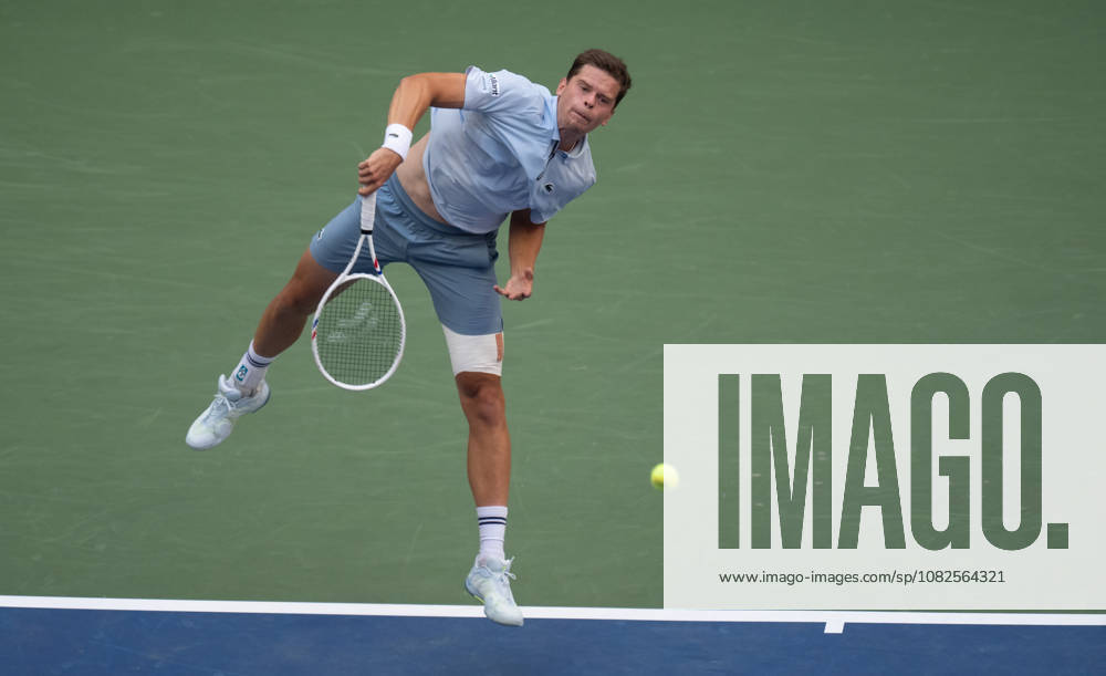 2026 US Open - Day 9 NEW YORK, NEW YORK - SEPTEMBER 7: Alexander Blockx of Belgium serves the ball during his match against Francisco Cerundolo of Argentina during the 2026 US Open - Day 9 at USTA Billie Jean King National Tennis Center on September 7, 2026 in New York, New York. New York USTA Billie Jean King National Tennis Center New York United States