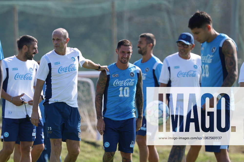Napolis head coach Massimiliano Allegri, Napolis Matteo Politano During training at the SSC Napoli sports center, Champions League Napoli - Arsenal Castel Volturno (CE) on September 08 , 2026