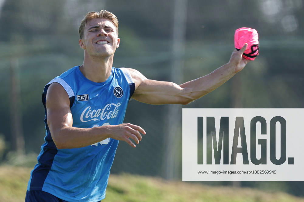 Napolis Rasmus Hojlund During training at the SSC Napoli sports center, Champions League Napoli - Arsenal Castel Volturno (CE) on September 08 , 2026