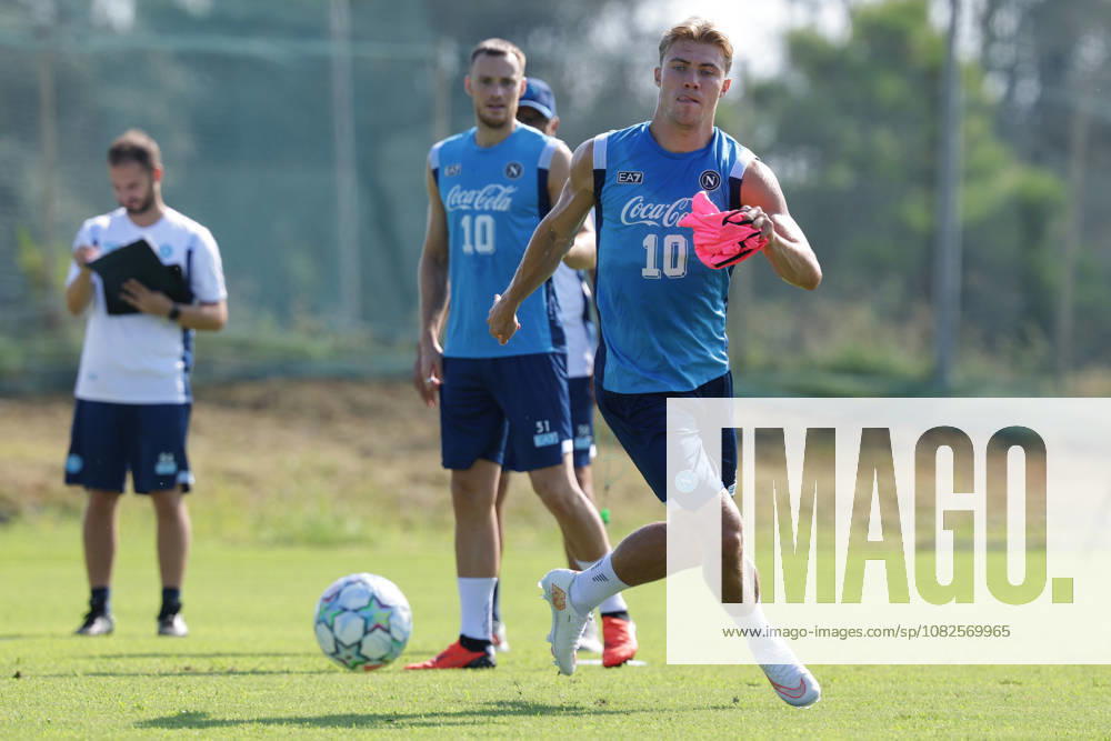 Napolis Rasmus Hojlund During training at the SSC Napoli sports center, Champions League Napoli - Arsenal Castel Volturno (CE) on September 08 , 2026