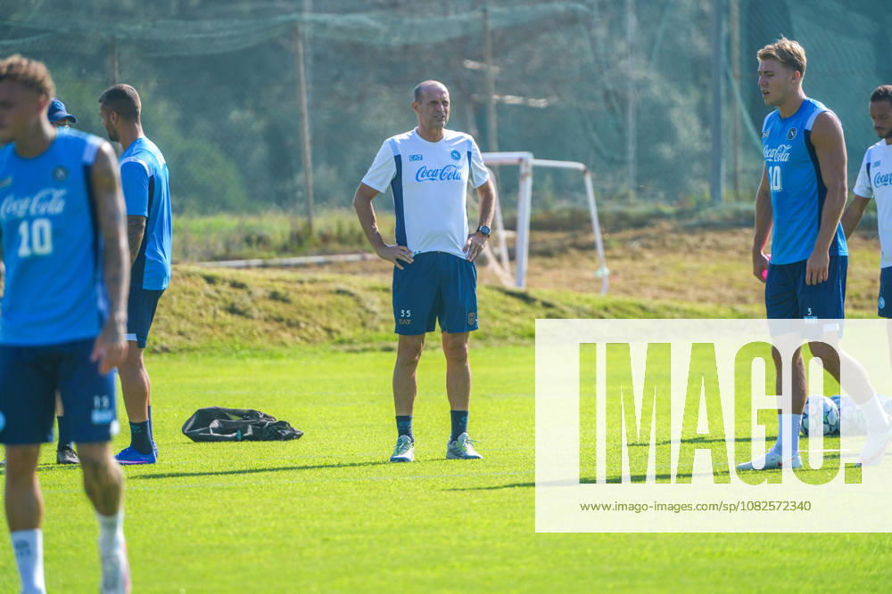 Massimiliano Allegri Head Coach of SSC Napoli Durante lÃ¢â‚¬â ¢allenamento pre partita Champions League tra Napoli ed Arsenal a Castelvolturno del 08 09 2026 Castelvolturno ITALIA - ZUMAs236 20260908_aap_s236_014