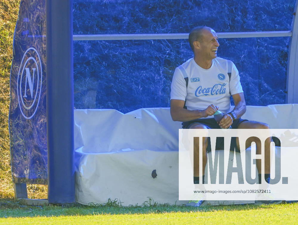 Massimiliano Allegri Head Coach of SSC Napoli Durante lâ€⠢allenamento pre partita Champions League tra Napoli ed Arsenal a Castelvolturno del 08 09 2026 Castelvolturno ITALIA - ZUMAs236 20260908_aap_s236_021
