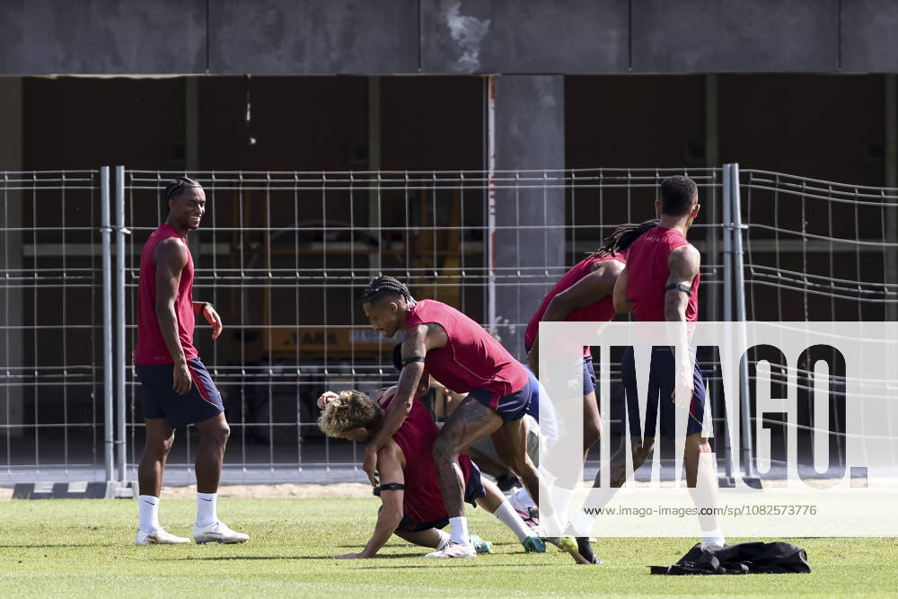 Raphinha and Fermin Lopez during the training day of FC Barcelona, Barca ahead UEFA Champions League 2026 27, football match against Feyenoord at Ciutat Esportiva Joan Gamper on September 08, 2026 in Sant Joan Despi, Barcelona, Spain. FC Barcelona Training And press conference, PK, Pressekonferenz - UEFA Champions League 2026 27 - ZUMAa181 20260908_zaa_a181_015