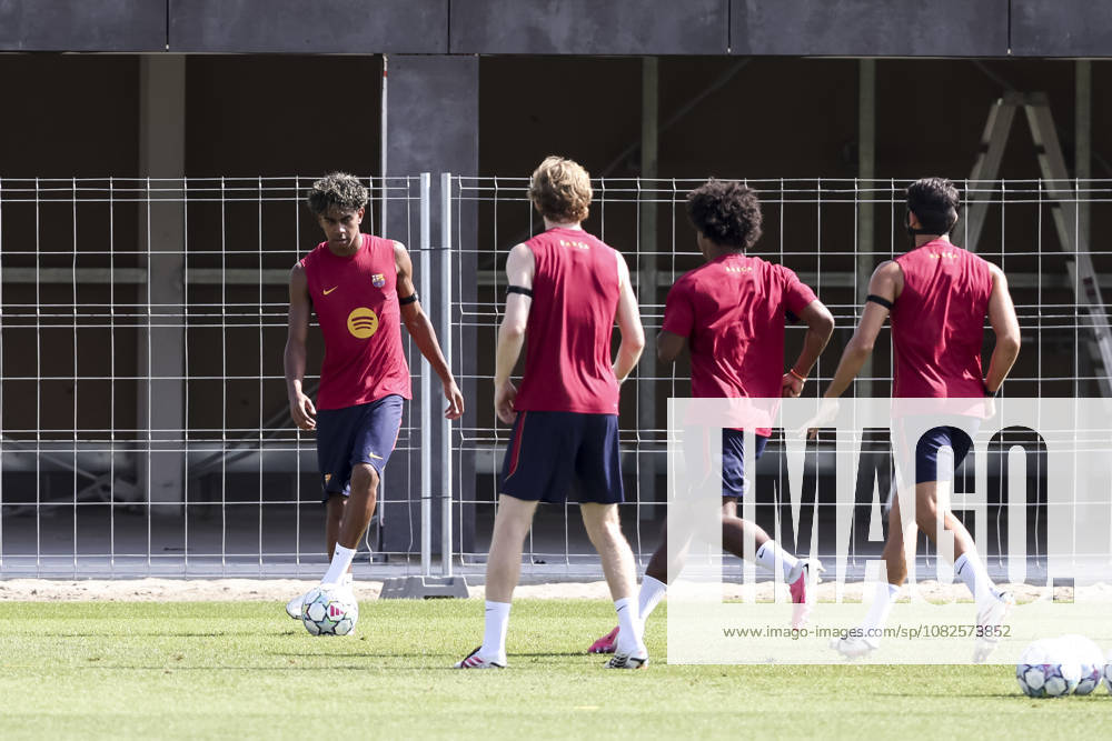 Lamine Yamal during the training day of FC Barcelona, Barca ahead UEFA Champions League 2026 27, football match against Feyenoord at Ciutat Esportiva Joan Gamper on September 08, 2026 in Sant Joan Despi, Barcelona, Spain. FC Barcelona Training And press conference, PK, Pressekonferenz - UEFA Champions League 2026 27 - ZUMAa181 20260908_zaa_a181_020